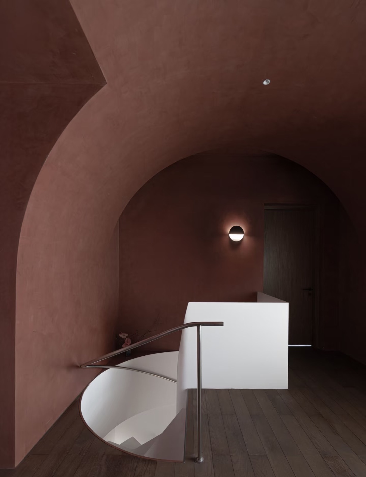 Architecture de prestige, escalier hélicoïdal — ayyur interiors.