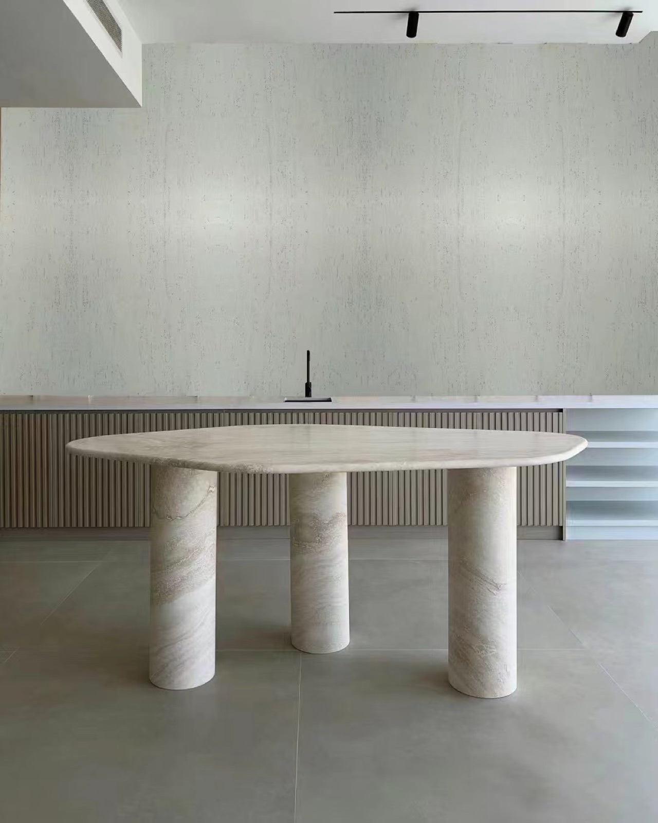 revendeurs & professionnels, table travertin — ayyur interiors.